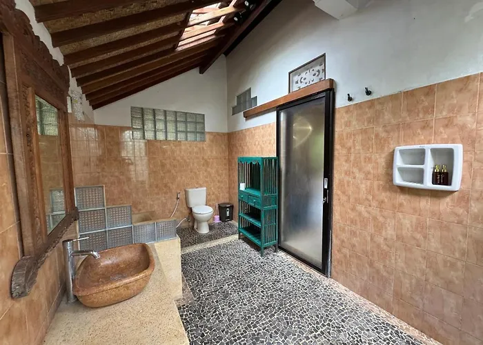 Rumah Jambu *